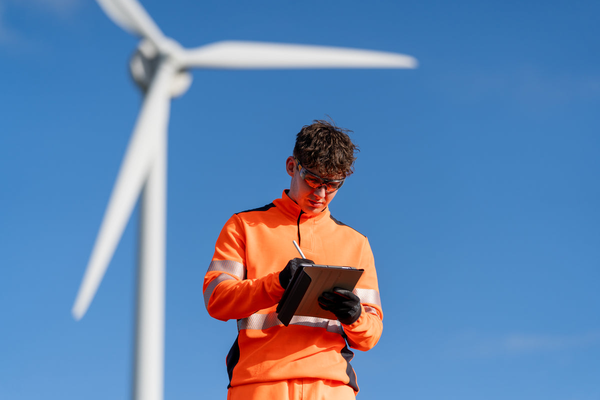 An S.HENRY operative on a wind farm